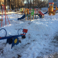 экспертиза детских площадок зимой